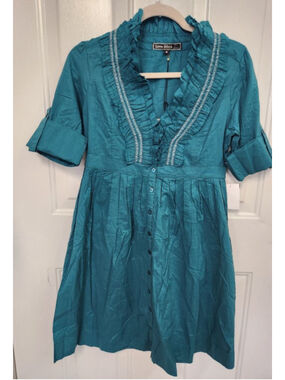 Love Stitch Teal short Sleeve Dress with Silver Trim size medium